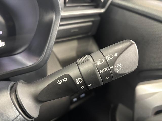 ロッキープレミアムＧ　ＨＥＶ９インチディスプレイオーディオ　バックカメラ　ドライブレコーダー　ＥＴＣ車載器　電動パーキングブレーキ　フロントシートヒーター　オートエアコン　アルミホイール　アイドリングストップ機能　キーフリー（奈良県）の中古車