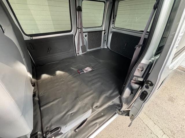 ハイゼットカーゴＤＸＡＭ／ＦＭラジオチューナー　マニュアルエアコン　パワーウィンドウ　キーレスエントリーシステム（奈良県）の中古車