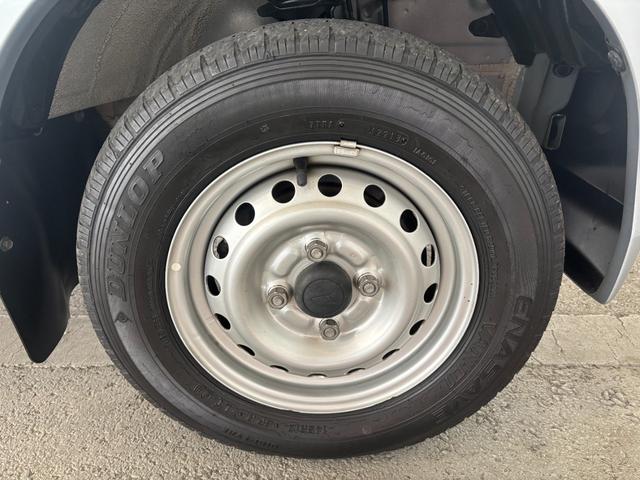 ハイゼットカーゴＤＸＡＭ／ＦＭラジオチューナー　マニュアルエアコン　パワーウィンドウ　キーレスエントリーシステム（奈良県）の中古車