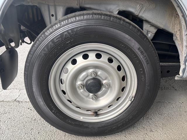 ハイゼットカーゴＤＸＡＭ／ＦＭラジオチューナー　マニュアルエアコン　パワーウィンドウ　キーレスエントリーシステム（奈良県）の中古車