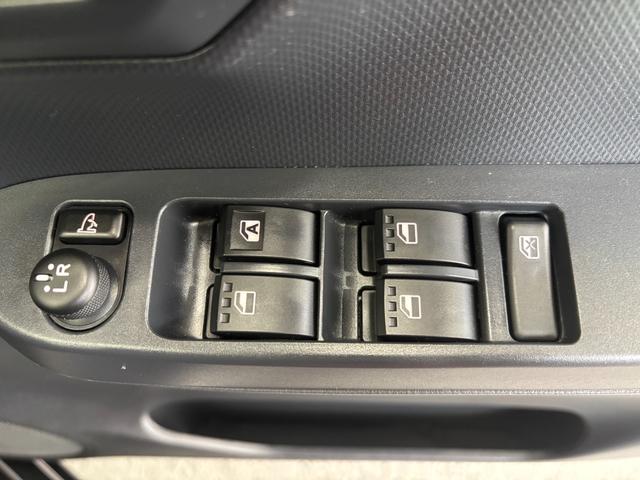 ミライースＸ　リミテッドＳＡIIIナビゲーション　バックカメラ　ＴＶコントロール　マニュアルエアコン　電動格納式ドアミラー　パワーウィンドウ　キーレスエントリーシステム　コーナーセンサー（奈良県）の中古車