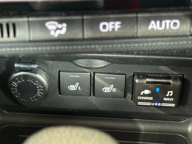 ロッキーＧナビゲーション　バックカメラ　ドライブレコーダー　ＴＶコントロール　電格ドアミラー　ＬＥＤヘッドランプ　キーフリーシステム　電動パーキングブレーキ　プッシュスタートスイッチ　アルミホイール（奈良県）の中古車