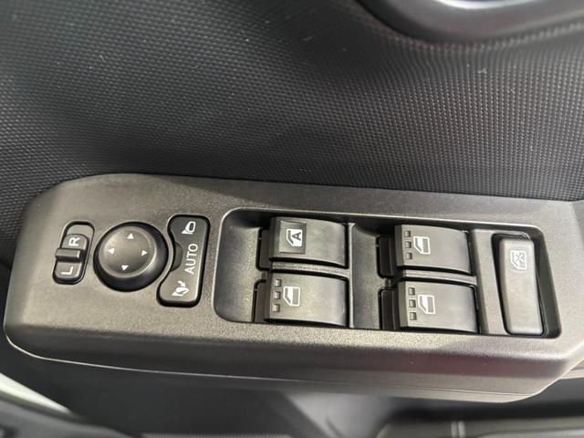 タフトＧ　クロムベンチャーナビ取付時バックカメラ対応　電動パーキングブレーキ　フロントシートヒーター　オートエアコン　電動格納式ドアミラー　パワーウィンドウ　プッシュスタートスイッチ　キーフリーシステム　アルミホイール（奈良県）の中古車