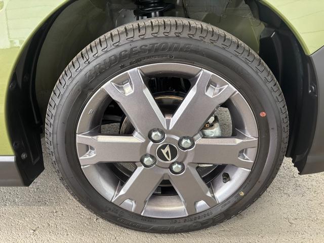 タントファンクロスターボナビゲーション　バックカメラ　電動パーキングブレーキ　両側電動スライドドア　アルミホイール　プッシュスタートスイッチ　キーフリーシステム　オートエアコン　電動格納式ドアミラー　アイドリングストップ機能（奈良県）の中古車