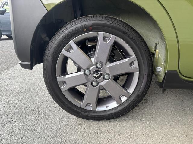 タントファンクロスターボナビゲーション　バックカメラ　電動パーキングブレーキ　両側電動スライドドア　アルミホイール　プッシュスタートスイッチ　キーフリーシステム　オートエアコン　電動格納式ドアミラー　アイドリングストップ機能（奈良県）の中古車