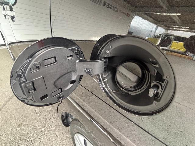 タントＸナビ取付時バックカメラ対応　電動パーキングブレーキ　フロントシートヒーター　助手席側電動スライドドア　電動格納式ドアミラー　プッシュスタートスイッチ　キーフリーシステム　アイドリングストップ機能（奈良県）の中古車