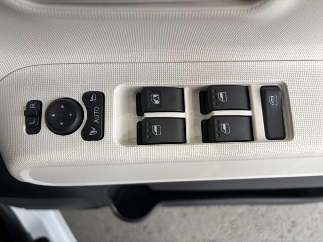 ムーヴキャンバスストライプスＸＣＤ／ラジオチューナー　前後ドライブレコーダー　両側電動スライドドア　電動格納式ドアミラー　オートエアコン　プッシュスタートスイッチ　キーフリーシステム　アイドリングストップ機能（奈良県）の中古車