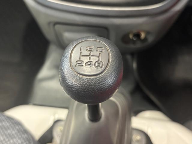 ハイゼットトラックエアコン・パワステ　スペシャルＭＴ車　４ＷＤ　オーディオ穴　手動式開閉窓（奈良県）の中古車