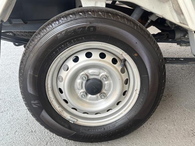 ハイゼットトラックエアコン・パワステ　スペシャルＭＴ車　４ＷＤ　オーディオ穴　手動式開閉窓（奈良県）の中古車