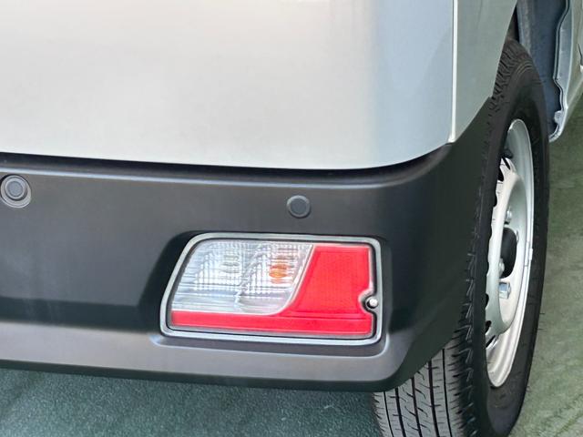 ハイゼットカーゴＤＸＡＭ／ＦＭラジオチューナー　衝突被害軽減ブレーキ　コ−ナ−センサ−　アイドリングストップ機能　両側スライドドア（奈良県）の中古車