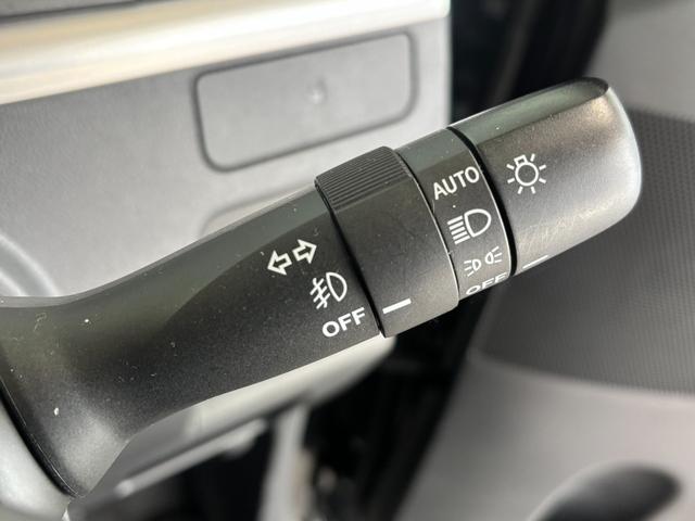 タントカスタムＸ　ＳＡナビゲーション　バックカメラ　助手席側電動スライドドア　電動格納式ドアミラー　オートエアコン　アルミホイール　アイドリングストップ機能　プッシュスタートスイッチ　キーフリーシステム（奈良県）の中古車