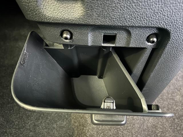 ムーヴキャンバスストライプスGパノラマモニタ−対応 両側電動スライドドア 衝突被害軽減ブレーキ コ−ナ−センサ− プッシュボタンスタ−ト アイドリングストップ機能 シ−トヒ−タ− 電動パーキング LEDヘッドライト(奈良県)の中古車