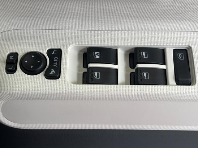 ムーヴキャンバスストライプスGナビゲーション バックカメラ ドライブレコーダー フロントシートヒーター 電動パーキングブレーキ 両側電動スライドドア 電動格納式ドアミラー アイドリングストップ機能 キーフリーシステム(奈良県)の中古車