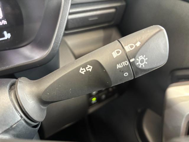 ライズＧナビゲーション　パノラマモニター　ＥＴＣ車載器　ドライブレコーダー　電動格納式ドアミラー　パワーウィンドウ　プッシュスタートスイッチ　キーフリーシステム　アルミホイール　アイドリングストップ機能（奈良県）の中古車