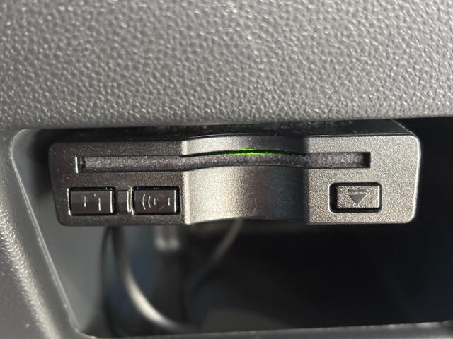 タントカスタムＲＳ　トップエディションＶＳ　ＳＡIIIナビゲーション　パノラマモニター　ドライブレコーダー　ＴＶコントロール　オートエアコン　電動格納式ドアミラー　プッシュスタートスイッチ　キーフリーシステム　アイドリングストップ機能　アルミホイール（奈良県）の中古車