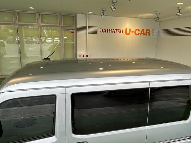 ハイゼットカーゴＤＸディスプレイオーディオ　衝突被害軽減ブレーキ　コ−ナ−センサ−　アイドリングストップ機能　両側スライドドア　バックカメラ（奈良県）の中古車