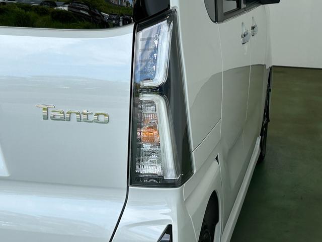 タントカスタムＸリミテッドバックカメラ対応　ＥＴＣ　衝突被害軽減ブレーキ　コ−ナ−センサ−　両側電動スライドドア　アイドリングストップ機能　シ−トヒ−タ−　プッシュボタンスタ−ト　電動パーキング　ＬＥＤヘッドライト（奈良県）の中古車
