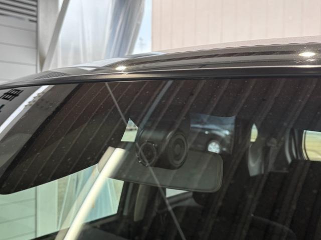 ムーヴカスタム　Ｘ　ＶＳ　ＳＡIIIナビゲーション　パノラマモニター　ドライブレコーダー　運転席シートヒーター　ＥＴＣ車載器　電動格納式ドアミラー　プッシュスタートスイッチ　キーフリーシステム　アルミホイール　アイドリングストップ機能（奈良県）の中古車