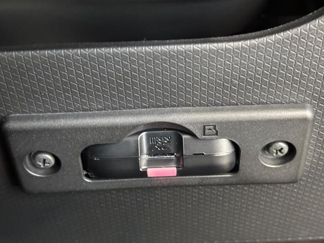 タントカスタムＸスタイルセレクションナビゲーション　パノラマモニター　ドライブレコーダー　運転席ロングスライドシート　ＴＶコントロール　オートエアコン　アルミホイール　両側電動スライドドア　電動格納式ドアミラー　アイドリングストップ機能（奈良県）の中古車