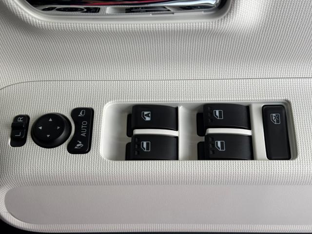 ムーヴキャンバスストライプスGターボR車(左右フロントサイドメンバー修理跡) 9インチディスプレイオーディオ パノラマモニター ドライブレコーダー ETC車載器 TVコントロール 両側電動スライドドア 電動パーキングブレーキ キーフリー(奈良県)の中古車