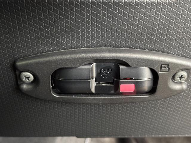 タントカスタムＸナビゲーション　パノラマモニター　ドライブレコーダー　ＥＴＣ車載器　電動パーキングブレーキ　アルミホイール　フロントシートヒーター　プッシュスタートスイッチ　アルミホイール　アイドリングストップ機能（奈良県）の中古車