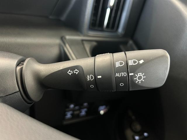 タントカスタムＲＳタ−ボ車　バックカメラ対応　衝突被害軽減ブレーキ　コ−ナ−センサ−　両側電動スライドドア　シ−トヒ−タ−　プッシュボタンスタ−ト　アイドリングストップ機能　電動パーキング（奈良県）の中古車
