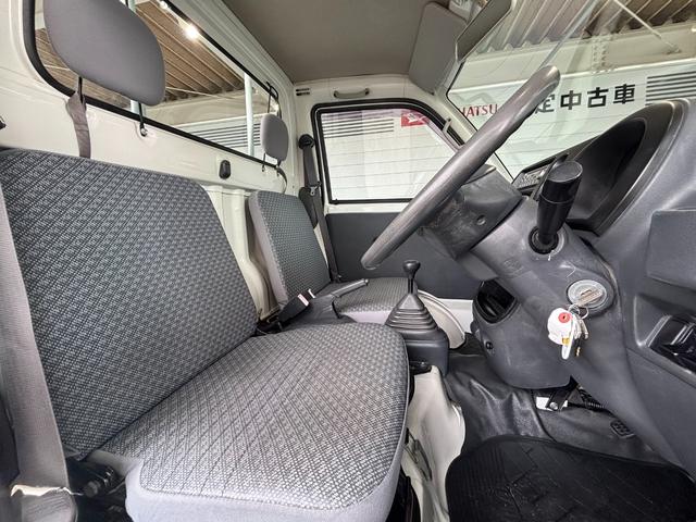ハイゼットトラックエアコン・パワステ　スペシャルＭＴ車　４ＷＤ　手動開閉式ウィンドウ　ＣＤ／ラジオチューナー　マニュアルエアコン（奈良県）の中古車