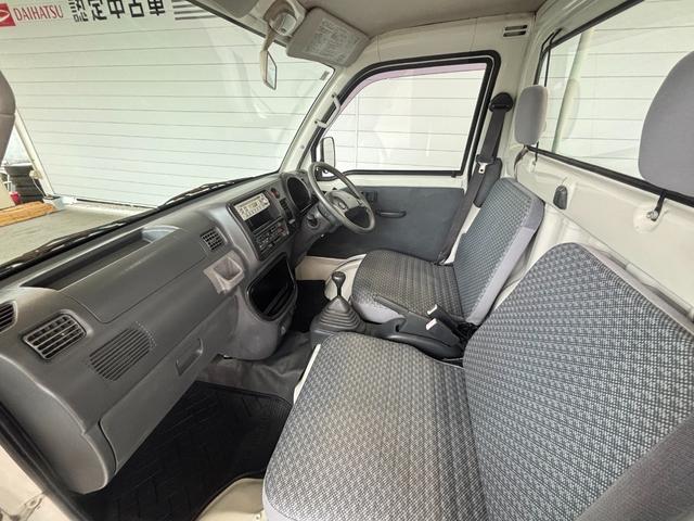 ハイゼットトラックエアコン・パワステ　スペシャルＭＴ車　４ＷＤ　手動開閉式ウィンドウ　ＣＤ／ラジオチューナー　マニュアルエアコン（奈良県）の中古車