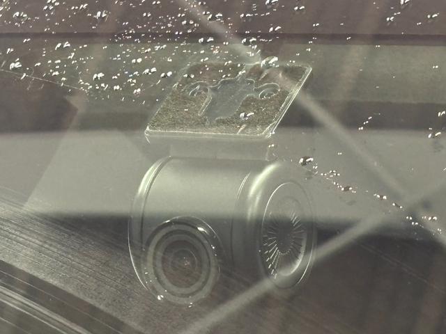 トールカスタムＧ　ターボナビゲーション　バックカメラ　ドライブレコーダー　ＥＴＣ車載器　両側電動スライドドア　電動パーキングブレーキ　アルミホイール　プッシュスタートスイッチ　キーフリーシステム　アイドリングストップ機能（奈良県）の中古車
