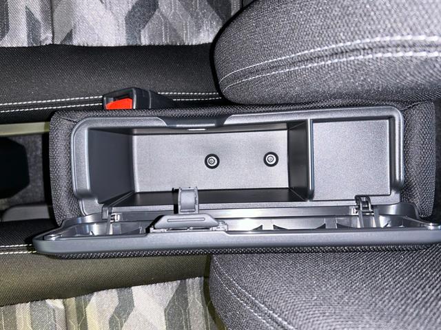 タフトＧターボ　ダーククロムベンチャー４ＷＤ　ナビ　ドラレコ　ＥＴＣ　衝突被害軽減ブレーキ　コ−ナ−センサ−　全車速追従付ＡＣＣ　アイドリングストップ機能　フロントシ−トヒ−タ−　プッシュボタンスタ−ト　バックカメラ　ＬＥＤヘッドライト（奈良県）の中古車