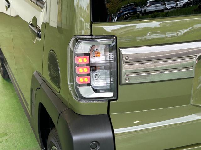 タフトＧターボ　ダーククロムベンチャー４ＷＤ　ナビ　ドラレコ　ＥＴＣ　衝突被害軽減ブレーキ　コ−ナ−センサ−　全車速追従付ＡＣＣ　アイドリングストップ機能　フロントシ−トヒ−タ−　プッシュボタンスタ−ト　バックカメラ　ＬＥＤヘッドライト（奈良県）の中古車