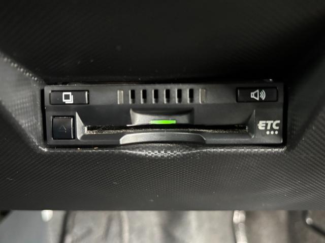 ロッキープレミアムナビゲーション　パノラマモニター　ドライブレコーダー　ＥＴＣ車載器　ＴＶコントロール　プッシュスタートスイッチ　キーフリーシステム　アイドリングストップ機能　電動格納式ドアミラー　アイドリングストップ（奈良県）の中古車