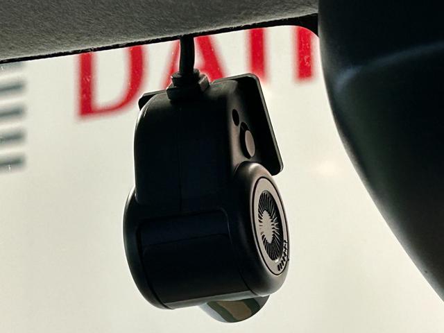 タントファンクロスナビ　ドラレコ　両側電動スライドドア　コ−ナ−センサ−　衝突被害軽減ブレーキ　アイドリングストップ機能　シ−トヒ−タ−　電動パーキング　バックカメラ　ＬＥＤヘッドライト（奈良県）の中古車