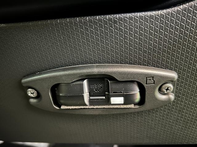 タントファンクロスナビ　ドラレコ　両側電動スライドドア　コ−ナ−センサ−　衝突被害軽減ブレーキ　アイドリングストップ機能　シ−トヒ−タ−　電動パーキング　バックカメラ　ＬＥＤヘッドライト（奈良県）の中古車