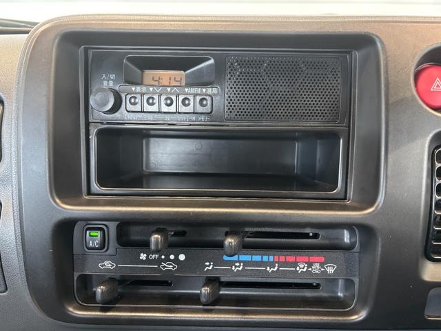 ハイゼットトラックエアコン・パワステ　スペシャルラジオチューナー　マニュアルエアコン（奈良県）の中古車