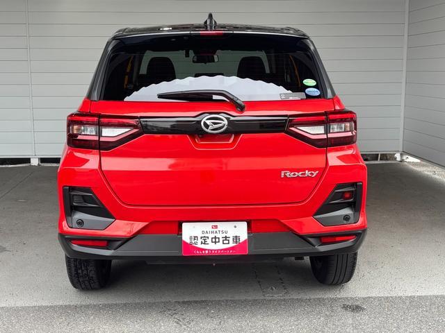ロッキープレミアムナビゲーション　パノラマモニター　ドライブレコーダー　ＥＴＣ車載器　ＴＶコントロール　ブラインドスポットモニター　アルミホイール　電動格納式ドアミラー　プッシュスタートスイッチ　キーフリーシステム（奈良県）の中古車