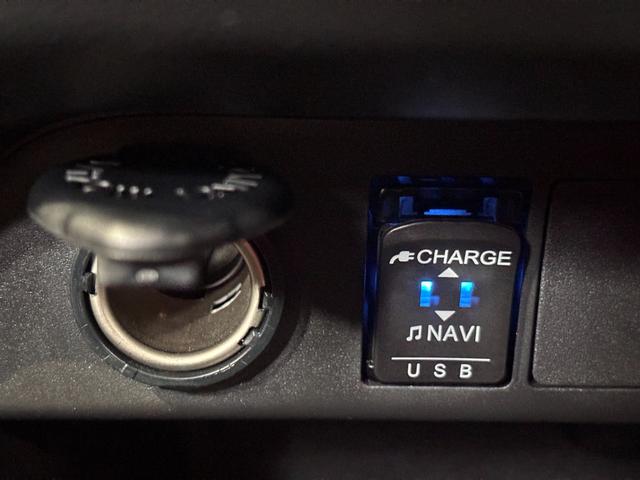 ムーヴキャンバスＧブラックアクセントＶＳ　ＳＡIIIナビゲーション　パノラマモニター　ドライブレコーダー　ＥＴＣ車載器　両側電動スライドドア　運転席シートヒーター　電動格納式ドアミラー　アイドリングストップ機能　プッシュスタートスイッチ　キーフリー（奈良県）の中古車