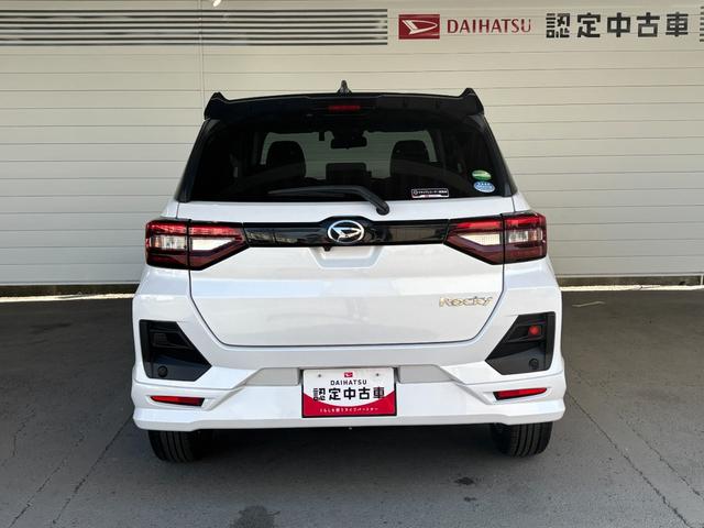 ロッキープレミアムナビゲーション　パノラマモニター　ＥＴＣ車載器　ドライブレコーダー　ＴＶコントロール　アルミホイール　フロントシートヒーター　アイドリングストップ機能　プッシュスタートスイッチ　キーフリーシステム（奈良県）の中古車