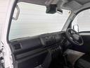 アイドリングストップ　マニュアルエアコン　ＡＭ／ＦＭラジオ　コーナーセンサー（奈良県）の中古車