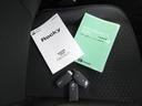 オートエアコン　フロントシートヒーター　電動パーキングブレーキ　ＬＥＤヘッドランプ　プッシュボタンスタート　アイドリングストップ　コーナーセンサー　バックカメラ対応　オーディオ穴（奈良県）の中古車