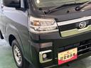 ６．８ディスプレイオーディオ　コ−ナ−センサ−　衝突被害軽減ブレーキ　アイドリングストップ機能　プッシュボタンスタ−ト　バックカメラ　荷台ライト　ＬＥＤヘッドライト（奈良県）の中古車