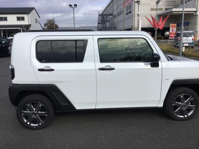 タフトGターボ ダーククロムベンチャー純正フルセグメモリーナビ オプションカラー 試乗車UP パノラマモニター プッシュボタンスタート キーフリー スマートアシスト 純正アルミホイール LEDヘッドライト ガラスルーフ 走行距離134キロ(埼玉県)の中古車