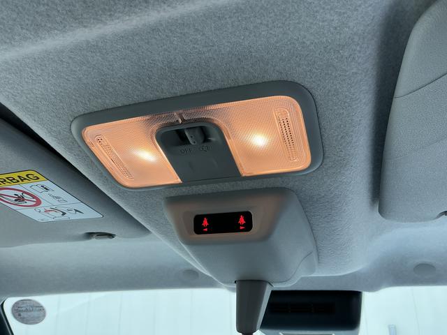 ムーヴキャンバスストライプスＸ　／走行２６２５キロ／両側電動スライドドア一年保証　走行距離無制限　距離２６２５キロ　クリアランスソナー　両側電動スライドドア（埼玉県）の中古車