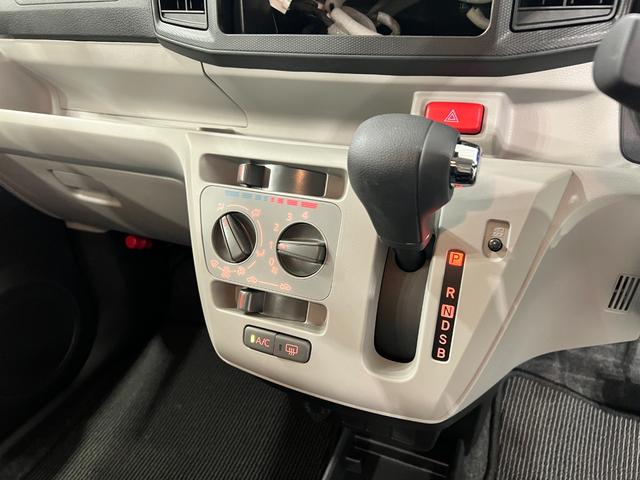 ミライースＸ　ＳＡIII　走行２２２９キロ／ＬＥＤヘッドライト一年保証・走行距離無制限　走行２２２９キロ　助手席エアバック　オートライト　オートマチックハイビーム　クリアランスソナー　アイドリングストップ（埼玉県）の中古車