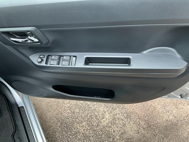 ミライースＸ　ＳＡIII一年保証　走行距離無制限　距離１７８８キロ　ＬＥＤヘッドライト　電動格納式ドアミラー　クリアランスソナー（埼玉県）の中古車