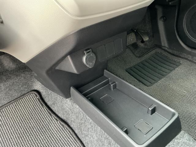 ミライースＸ　ＳＡIII一年保証　走行距離無制限　距離１７８８キロ　ＬＥＤヘッドライト　電動格納式ドアミラー　クリアランスソナー（埼玉県）の中古車