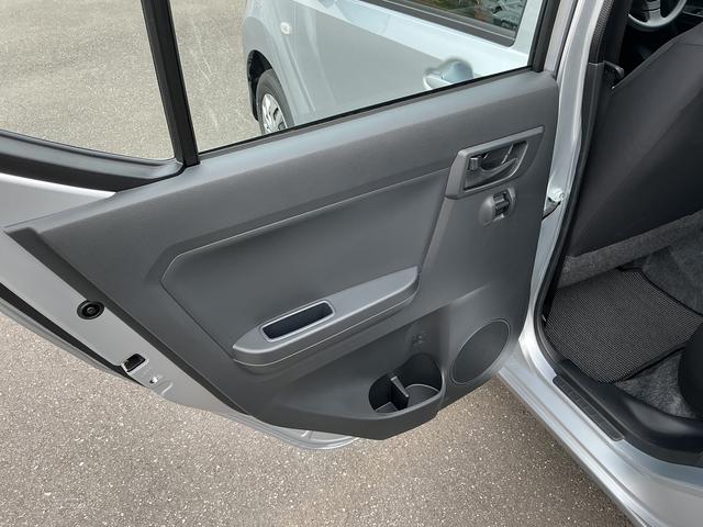 ミライースＬ　ＳＡIII１年保証・走行距離無制限　走行距離１１５キロ　ナビ付　助手席エアバック　オートライト　オートマチックハイビーム　クリアランスソナー　アイドリングストップ（埼玉県）の中古車