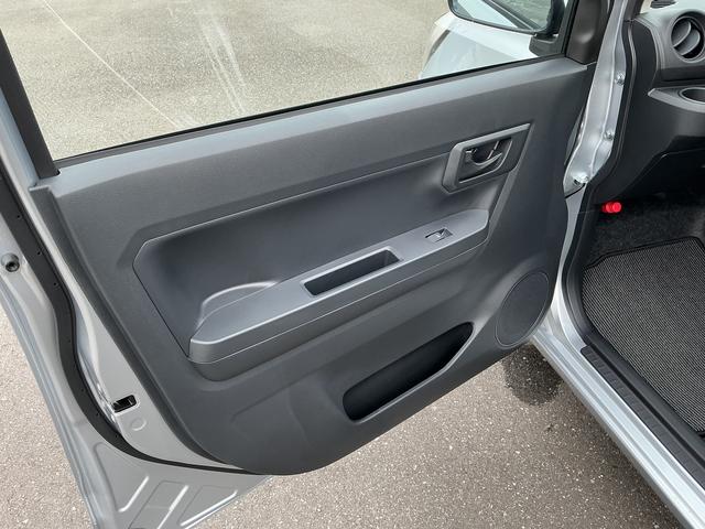 ミライースＬ　ＳＡIII１年保証・走行距離無制限　走行距離１１５キロ　ナビ付　助手席エアバック　オートライト　オートマチックハイビーム　クリアランスソナー　アイドリングストップ（埼玉県）の中古車