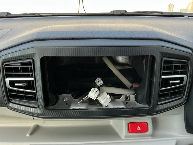 ミライースＸ　ＳＡIII　走行１，０２７キロ／ＬＥＤヘッドランプ１年保証・走行距離無制限　ＬＥＤヘッドランプ　電動格納式ドアミラー　コーナーセンサー　マニュアルエアコン　キーレスエントリー　走行１，０２７キロ（埼玉県）の中古車