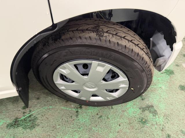 ハイゼットカーゴクルーズ 走行4キロ/登録済未使用車一年保証・走行距離無制限 走行4キロ 助手席エアバック オートライト オートマチックハイビーム クリアランスソナー アイドリングストップ(埼玉県)の中古車
